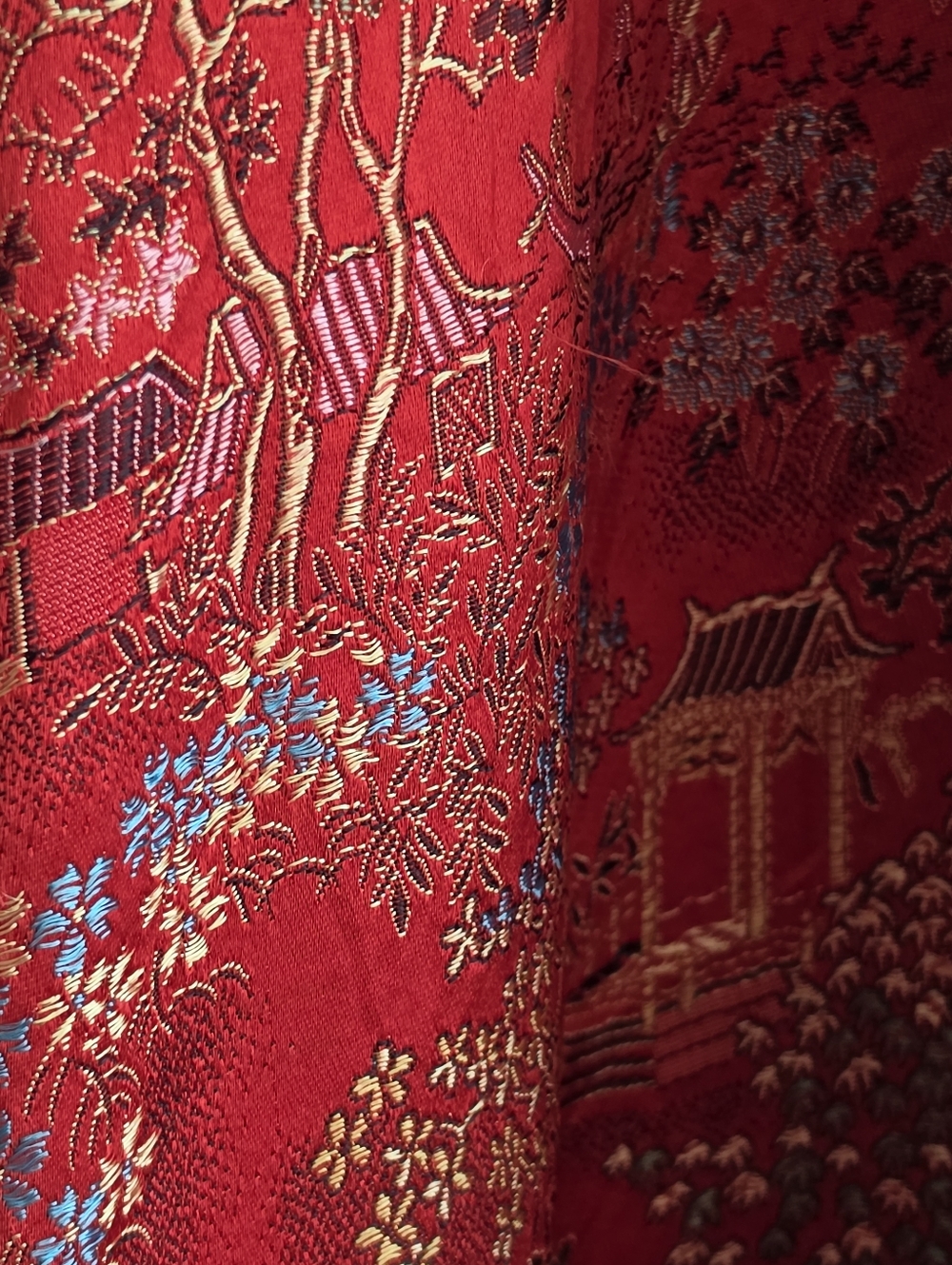 Vintage Solz Squirrel Chinese Red Brocade Kimono Robe Pocket Est Sz M - Picture 8 of 13